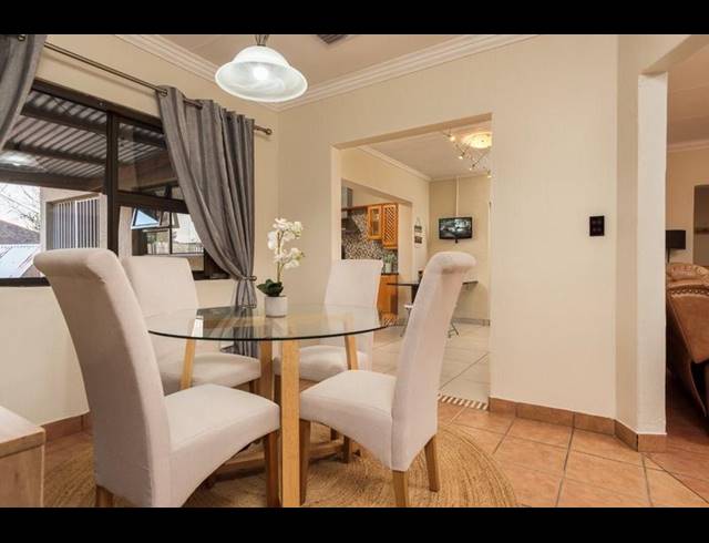 4 BEDROOM HOUSE FOR SALE IN GLENVISTA